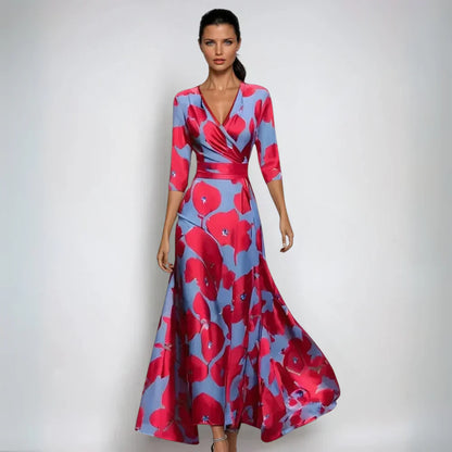 VEERLE | Elegante Wikkeljurk met Floreale Pracht en Flatterend Silhouet