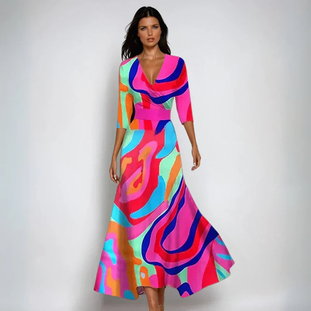 VEERLE | Elegante Wikkeljurk met Floreale Pracht en Flatterend Silhouet