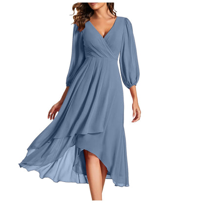 NORA | Asymmetrische Jurk met V-hals en Vloeiende Rok voor Moderne Elegantie