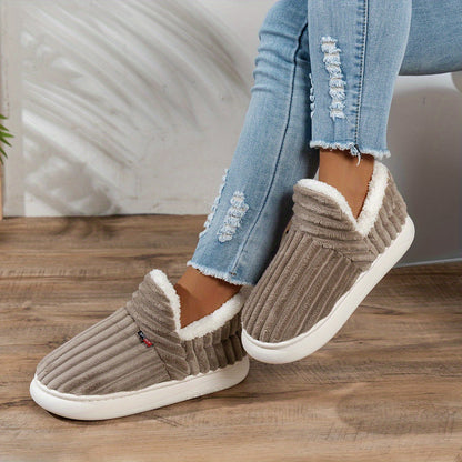 KIONA | Warme Huisschoenen voor Direct Comfort en Ontspannen Gezelligheid